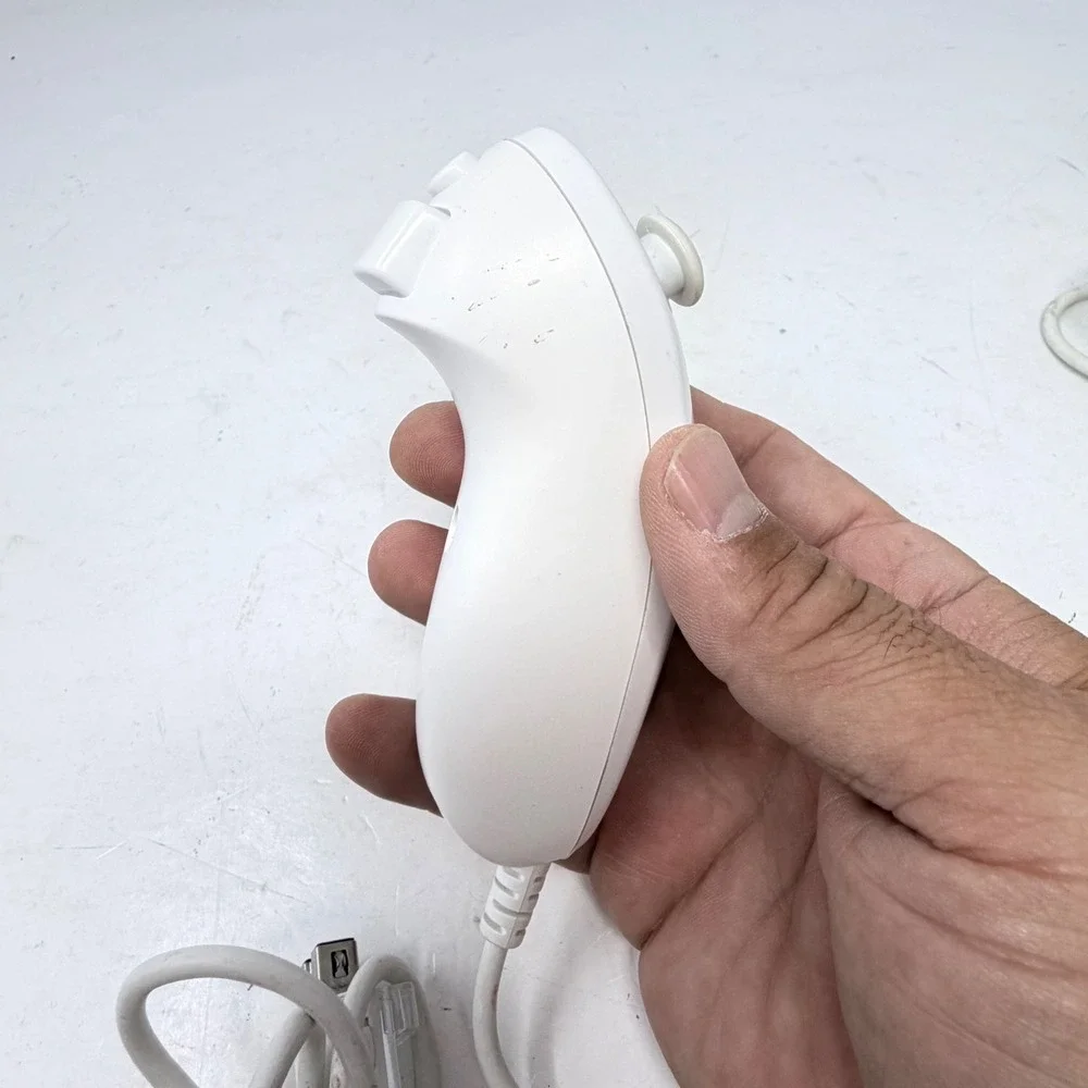 Official Nintendo Wii Nunchuck Controller White OEM RVL-004 Pair Lot of 2